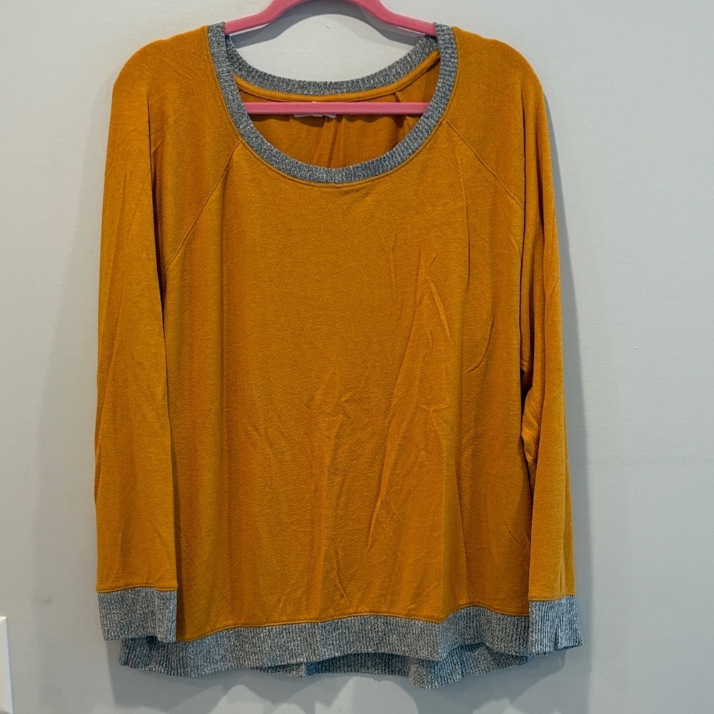 Maurices Mustard and Gray Sweatshirt